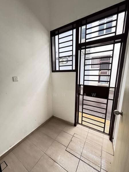2-storey Terraced House for Sale in Kampung Sentosa Barat (Pasir Gudang) - Shawn Law - Entrance - PropertyGuru.com.my
