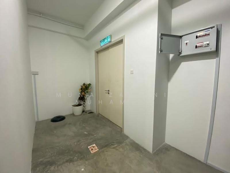 Kedai / Pejabat untuk Disewa di Cyber 9 (Cyberjaya) - Muna Zawani Muhamad - Corridor - PropertyGuru.com.my
