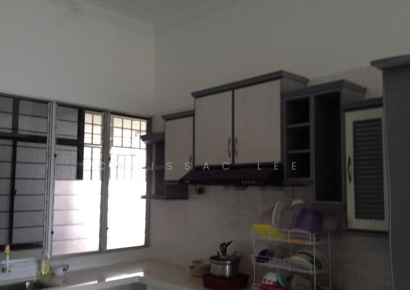 Kondominium untuk Dijual di N-Park Condominium - Cy Issac Lee - Kitchen - PropertyGuru.com.my