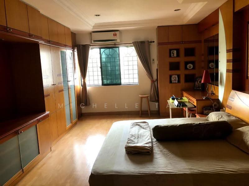 Apartment for Sale at Taman Gemilang Apartment - Michelle Tan - Bedroom - PropertyGuru.com.my