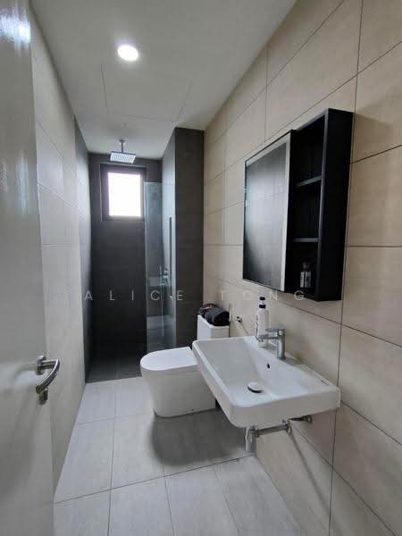 Kediaman Servis untuk Disewa di Sky Meridien - Alice Tong - Bathroom - PropertyGuru.com.my