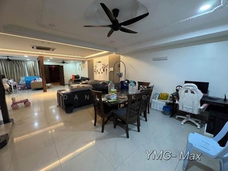 2-storey Terraced House for Sale in Taman Chi Liung (Klang) - Daniel Kok - Living Room - PropertyGuru.com.my