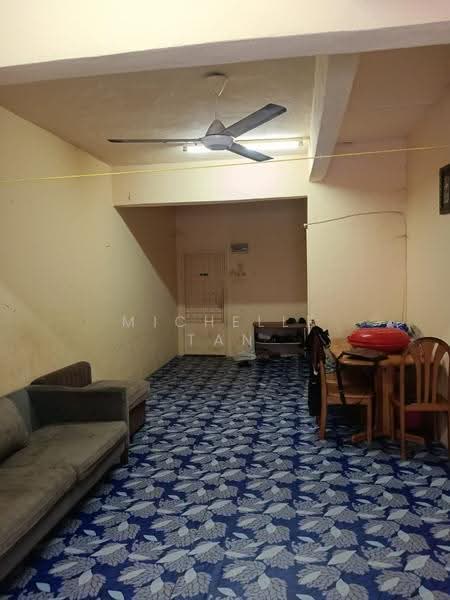 Rumah Flat untuk Dijual di Taman Desa Cheras - Michelle Tan - Living Room - PropertyGuru.com.my