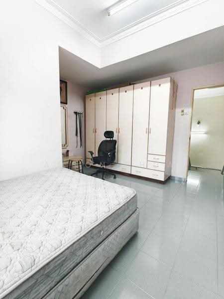 1.5-storey Terraced House for Sale in Taman Bukit Jaya (Ulu Tiram) - Anson Chua - Bedroom - PropertyGuru.com.my