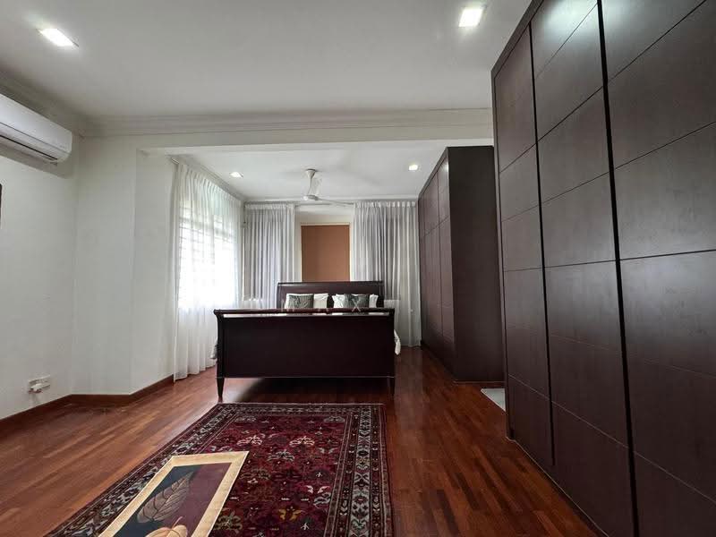Bungalow House for Sale in Bukit Rahman Putra (Sungai Buloh) - Max . - Bedroom - PropertyGuru.com.my