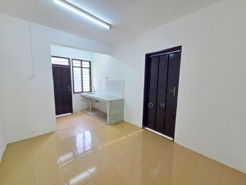 2-storey Terraced House for Sale in Taman Sri Pulai Perdana (Skudai) - Sean Yeoh - Kitchen - PropertyGuru.com.my