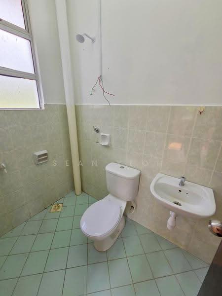 2-storey Terraced House for Sale in Taman Sri Pulai Perdana (Skudai) - Sean Yeoh - Bathroom - PropertyGuru.com.my