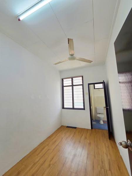 2-storey Terraced House for Sale in Taman Sri Pulai Perdana (Skudai) - Sean Yeoh - Bathroom - PropertyGuru.com.my