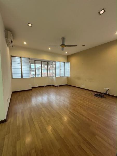 Semi-Detached House for Sale in Taman Anggun (Rawang) - David Lim - Living Room - PropertyGuru.com.my