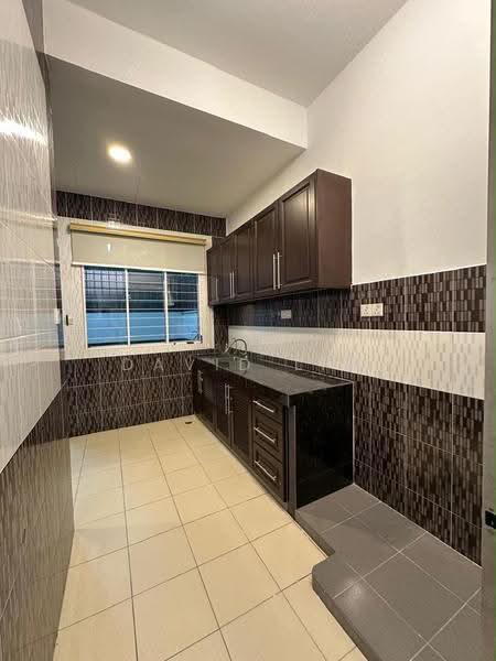 Semi-Detached House for Sale in Taman Anggun (Rawang) - David Lim - Kitchen - PropertyGuru.com.my
