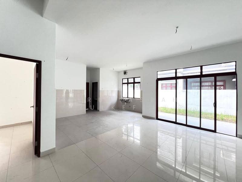 Semi-Detached House for Sale in Bandar Baru Bangi (Selangor) - Zairul Asrah Zulkefli - Kitchen - PropertyGuru.com.my