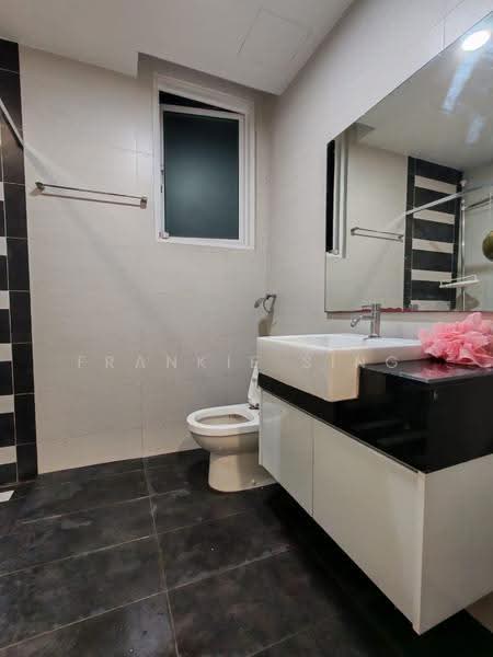Pangsapuri untuk Disewa di Central Residence @ Sungai Besi - Frankie Sing - Bathroom - PropertyGuru.com.my