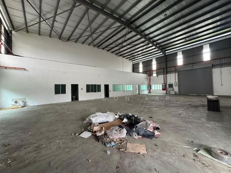 Detached Factory for Rent in Balakong (Selangor) - Pit Voon Yap - Interior - PropertyGuru.com.my