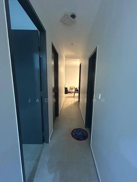 Kediaman Servis untuk Dijual di ASTON ACACIA - Jacky Yeoh - Corridor - PropertyGuru.com.my