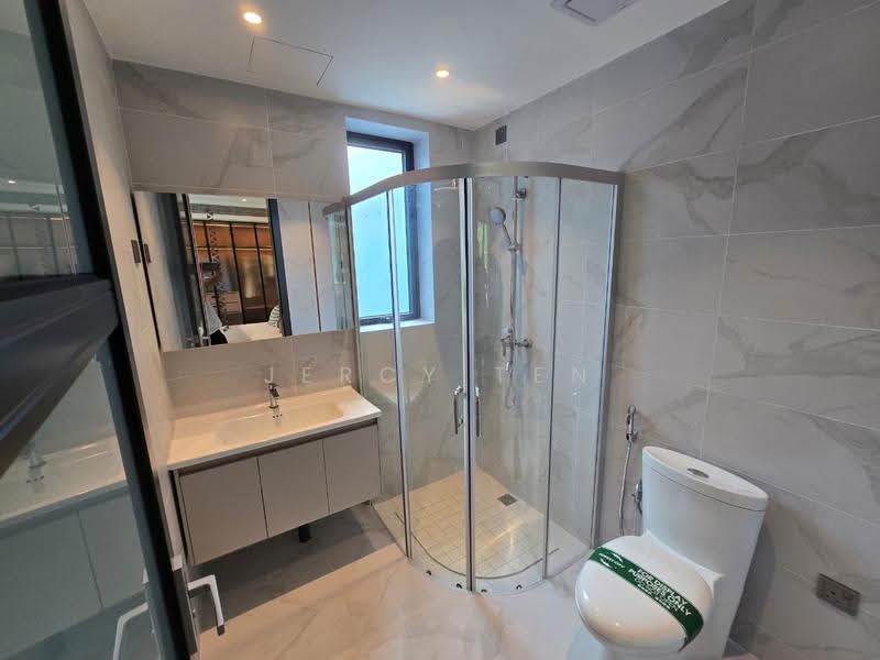 Rumah Kluster untuk Dijual di Forest City (Gelang Patah) - Jercy Ten - Bathroom - PropertyGuru.com.my
