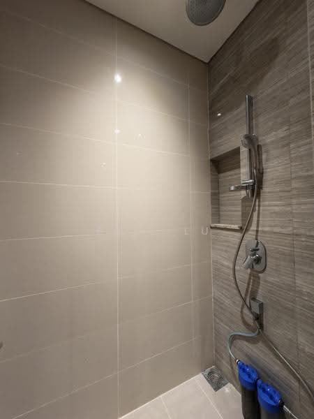 Service Residence for Rent at Southern Marina Residences - Eric Lu - Master Bathroom - PropertyGuru.com.my