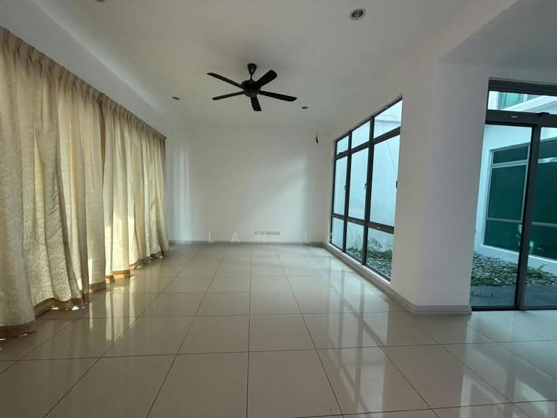 2-storey Terraced House for Sale in Setia Eco Glades (Cyberjaya) - Alan Lai - Living Room - PropertyGuru.com.my