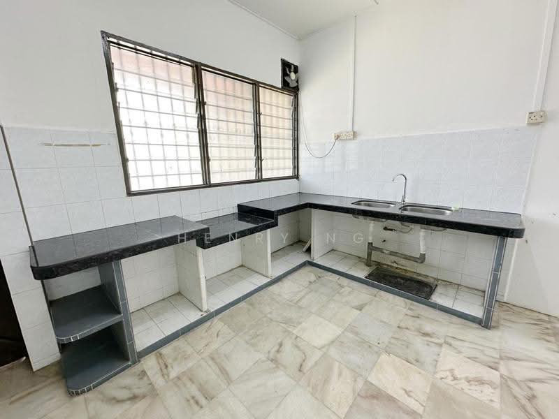 1-storey Terraced House for Sale in Sungai Petani (Kedah) - Henry Ng - Kitchen - PropertyGuru.com.my