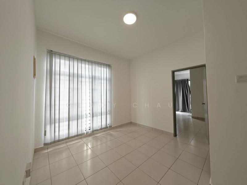 Rumah Teres 2-Tingkat untuk Disewa di Taman Seri Austin (Tebrau) - Cendy Chau - Living Room - PropertyGuru.com.my