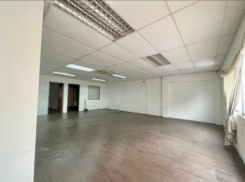Factory for Rent in Sungai Buloh (Selangor) - Kelly Kok - Interior - PropertyGuru.com.my