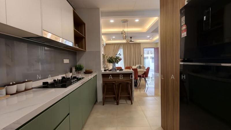Rumah Teres 2-Tingkat untuk Dijual di Puncak Bestari (Puncak Alam) - Nadiah Abdullah - Kitchen - PropertyGuru.com.my
