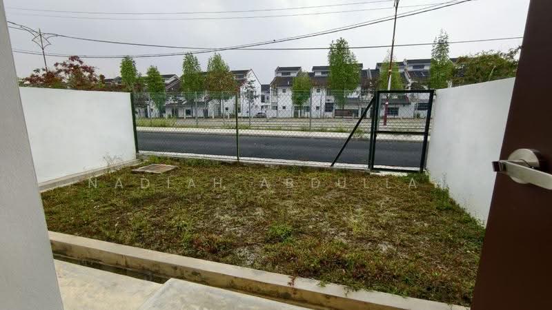 Rumah Teres 2-Tingkat untuk Dijual di Puncak Bestari (Puncak Alam) - Nadiah Abdullah - Garden - PropertyGuru.com.my