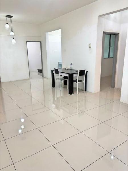 Service Residence for Rent at Silk Residence - Mike Lim - Dining Room - PropertyGuru.com.my