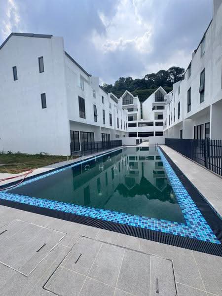 3.5-storey Terraced House for Sale in Damansara Perdana (Selangor) - Melanie Chan - Exterior - PropertyGuru.com.my