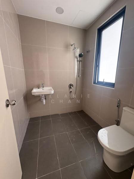3.5-storey Terraced House for Sale in Damansara Perdana (Selangor) - Melanie Chan - Bathroom - PropertyGuru.com.my