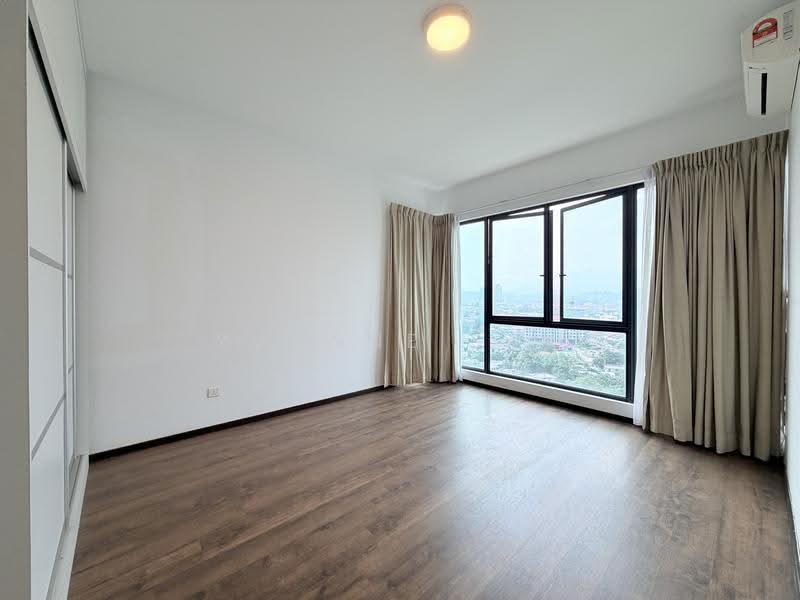 Condominium for Sale at The Light Residences - Yvonne Sak - Master Bedoom - PropertyGuru.com.my