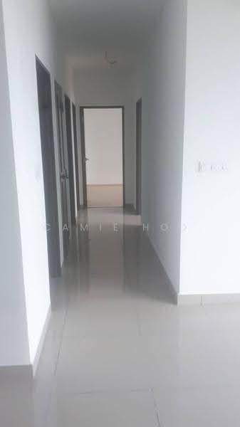 Condominium for Sale at The Henge - Camie Hoo - Corridor - PropertyGuru.com.my