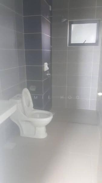 Condominium for Sale at The Henge - Camie Hoo - Bathroom - PropertyGuru.com.my