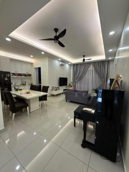 2-storey Terraced House for Sale in Telok Panglima Garang (Selangor) - Justin Seah - Living Room - PropertyGuru.com.my