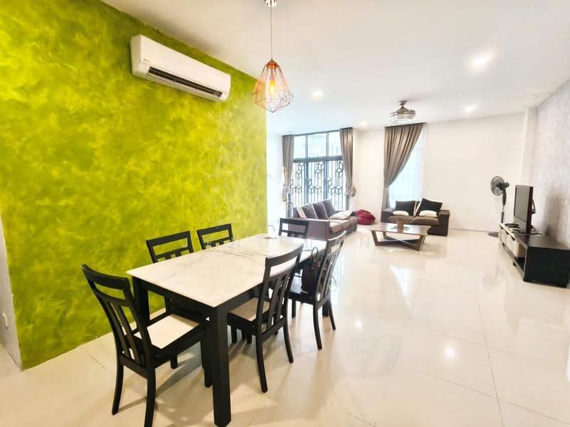 Kondominium untuk Disewa di The Cube - Jeno Tan - Living Room - PropertyGuru.com.my