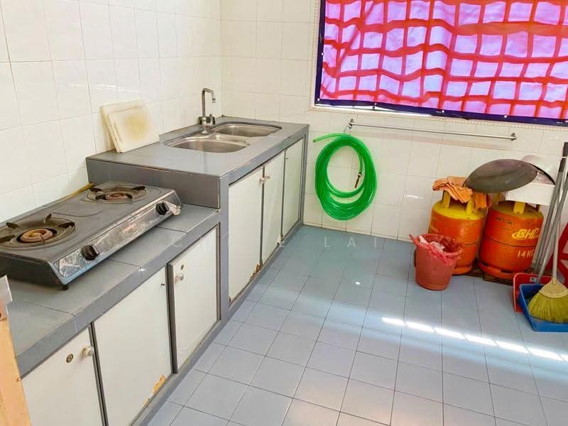 1-storey Terraced House for Rent in Taman Tasek (Johor Bahru) - Chloe Lai - Kitchen - PropertyGuru.com.my