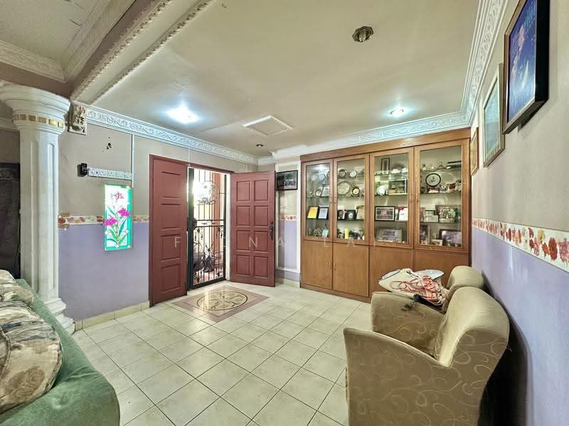 2.5-storey Terraced House for Sale in Taman Kingfisher (Kota Kinabalu) - Fiona Lai - Living Room - PropertyGuru.com.my