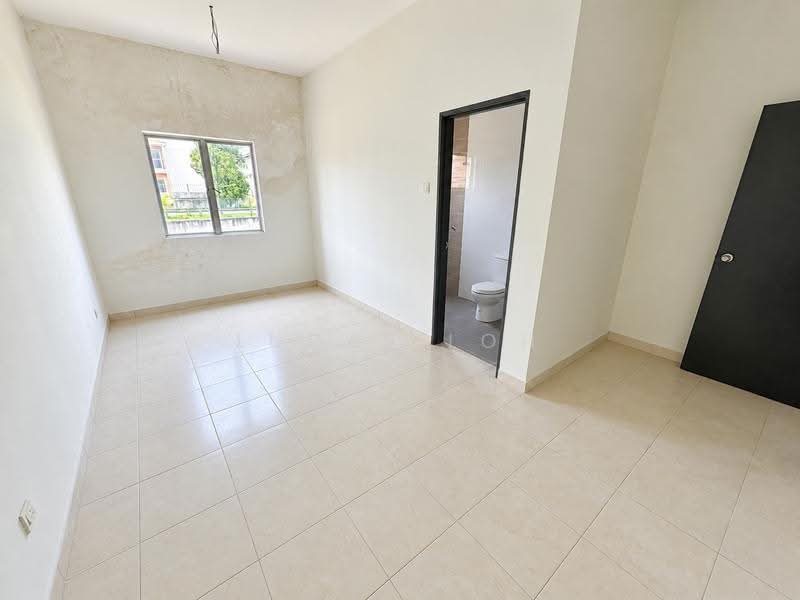 Semi-Detached House for Sale in Bandar Seri Coalfields (Sungai Buloh) - Lucas Loh - Interior - PropertyGuru.com.my