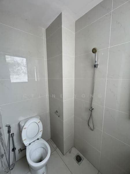 Condominium for Rent at Kings Bay @ Country Garden Danga Bay - Celine Yong - PropertyGuru.com.my