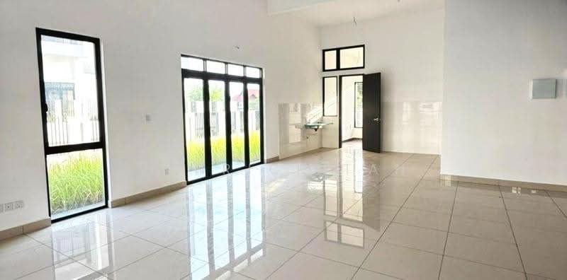 2-storey Terraced House for Sale in Bandar Kinrara Seksyen 8 (Bandar Kinrara) - Henrick Tan - Interior - PropertyGuru.com.my