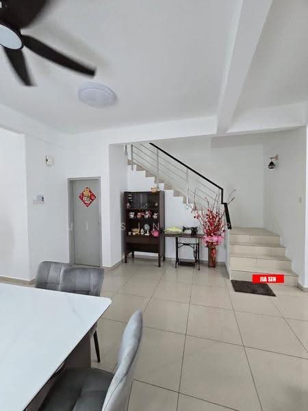 Rumah Berkembar untuk Dijual di Taman Cassa Maya (Butterworth) - Jiasin Yap - Living Room - PropertyGuru.com.my