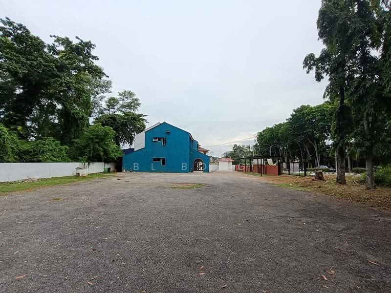 Commercial Bungalow for Rent in Bukit Baru (Melaka) - BL Bong - Exterior - PropertyGuru.com.my