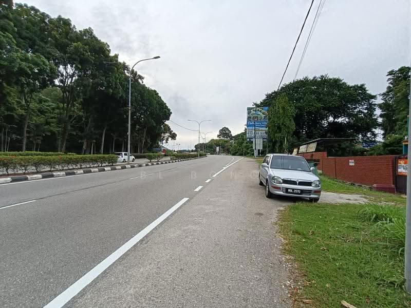 Commercial Bungalow for Rent in Bukit Baru (Melaka) - BL Bong - PropertyGuru.com.my