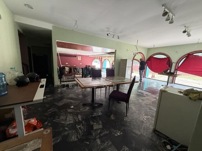 Commercial Bungalow for Rent in Bukit Baru (Melaka) - BL Bong - Dining Room - PropertyGuru.com.my