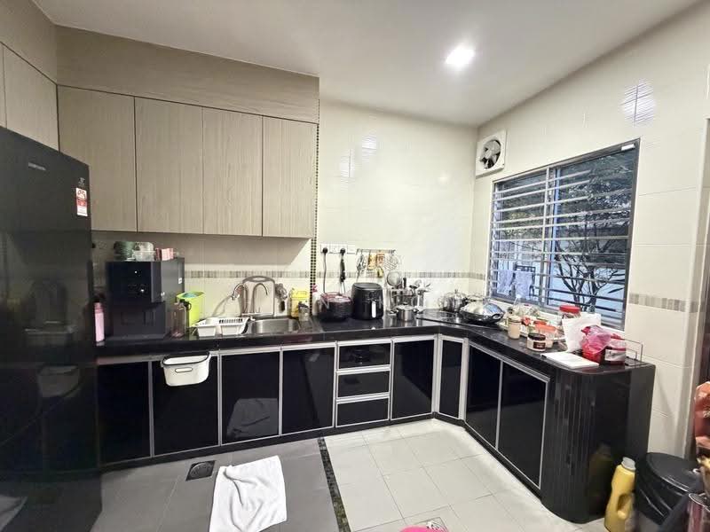 Rumah Teres 2-Tingkat untuk Dijual di Taman Nusa Idaman (Iskandar Puteri (Nusajaya)) - Seven Kong - Kitchen - PropertyGuru.com.my