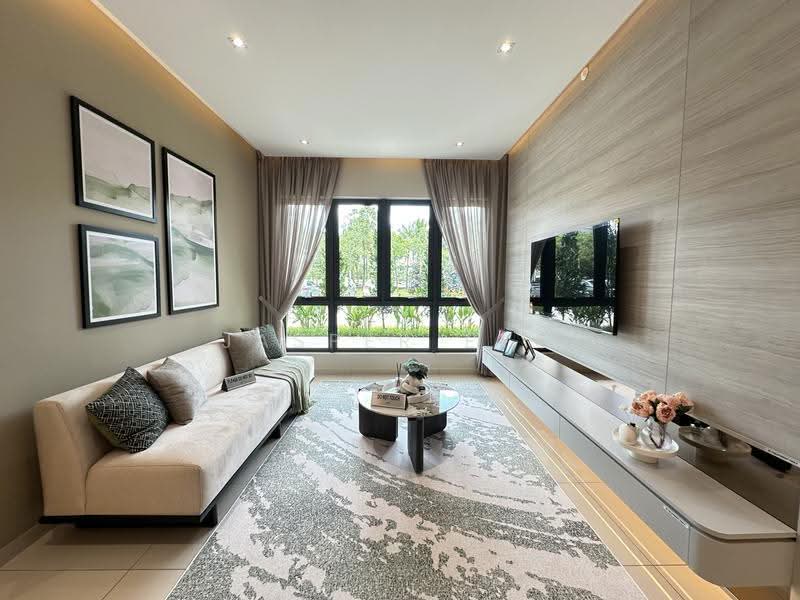 Service Residence for Sale at Hillview @ Senibong Cove - Jasper Eyo - Living Room - PropertyGuru.com.my