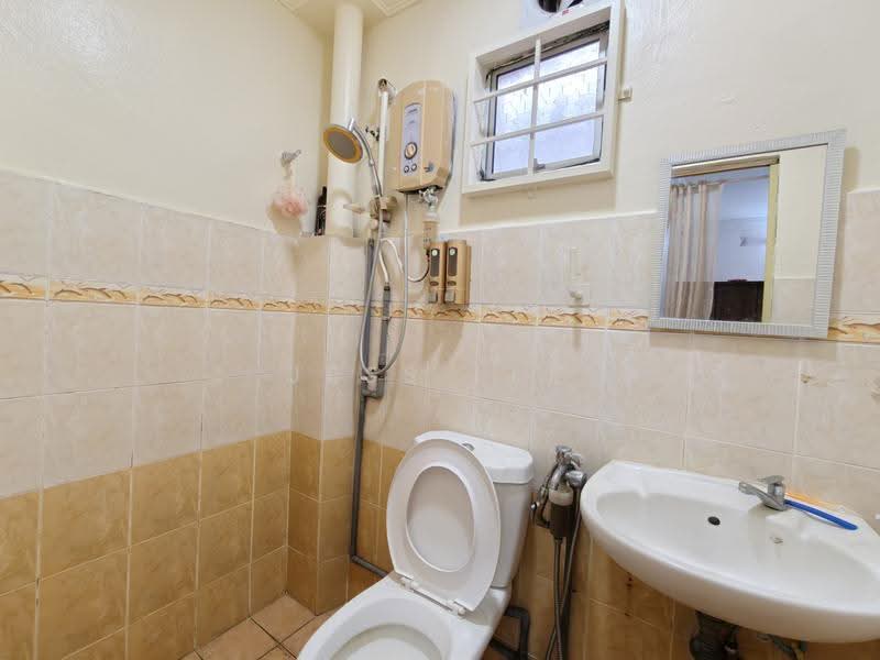 Townhouse for Sale in Ampang Jaya (Ampang) - Jess Lee - Bathroom - PropertyGuru.com.my