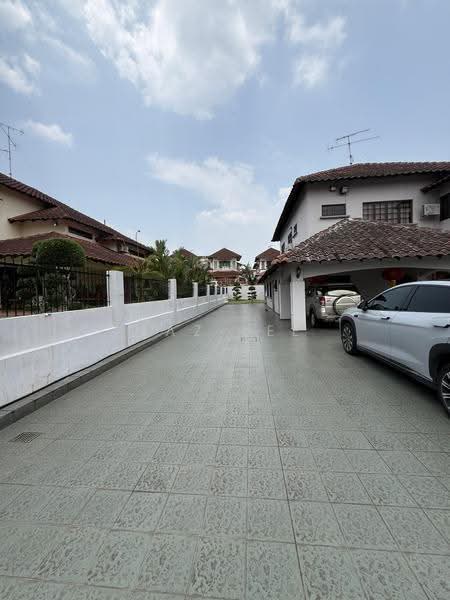 Bungalow House for Sale in Kulai (Johor) - Jaz Lee - PropertyGuru.com.my