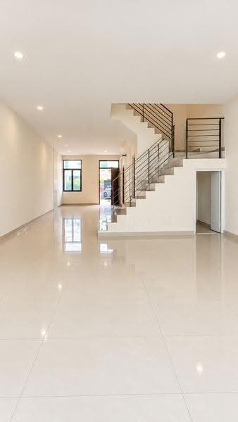 3-storey Terraced House for Sale in Bandar Nusaputra (Puchong) - Siet Lim Teh - Interior - PropertyGuru.com.my