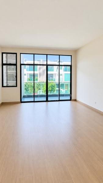 3-storey Terraced House for Sale in Bandar Nusaputra (Puchong) - Siet Lim Teh - Living Room - PropertyGuru.com.my