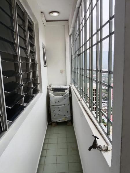 Condominium for Rent at N-Park Condominium - Hong . - Balcony - PropertyGuru.com.my